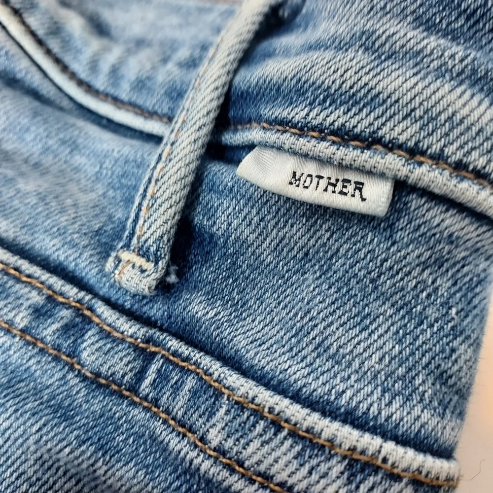 MOTHER The Hustler Sneak Jeans High-Rise Mini Flare Size 25